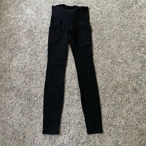 Lululemon Fast and Free 28” Fleece High Rise Black Size 4